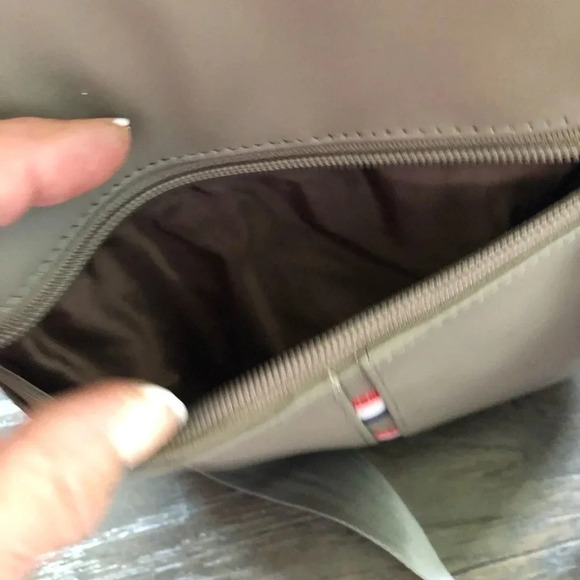 Montauk Leather Club Genuine Leather Adjustable Crossbody,3 zip pockets,unisex - Picture 6 of 11